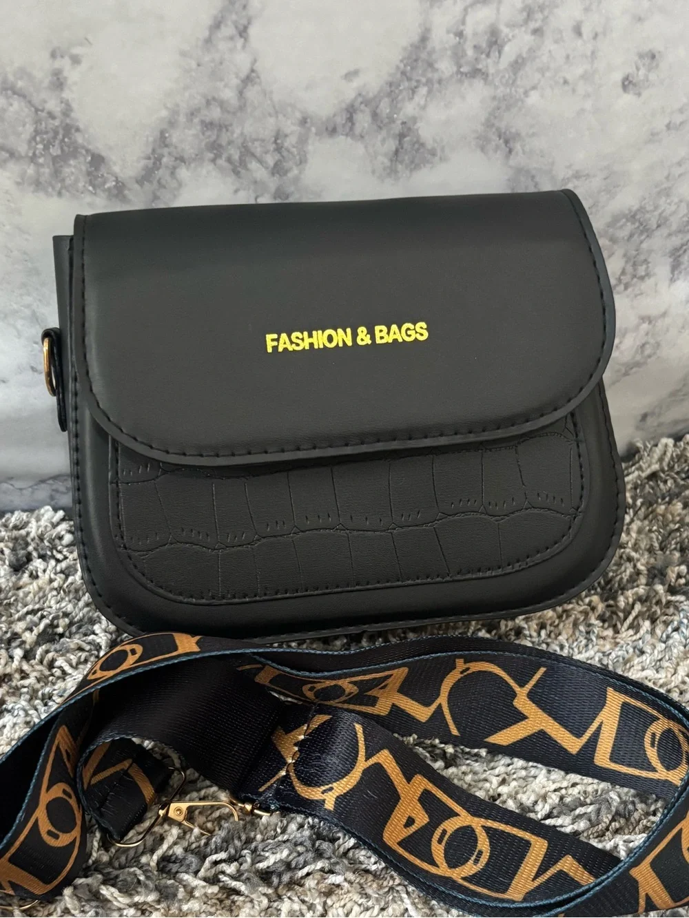 Black Crossbody with Croc-Detail and Printed Strap